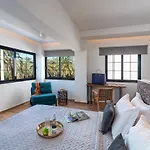 Готель Naillac Boutique Rhodes City