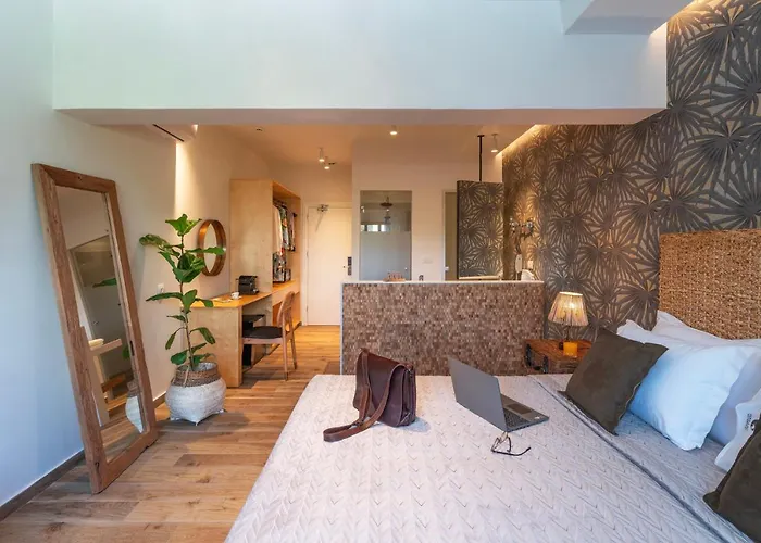 Naillac Boutique 4* עיר רודוס