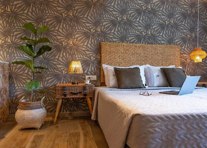 Naillac Boutique Hotell