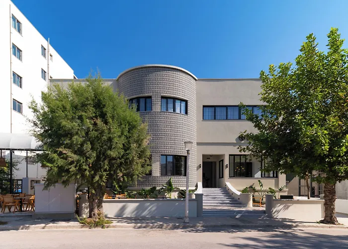 Naillac Boutique Hotell