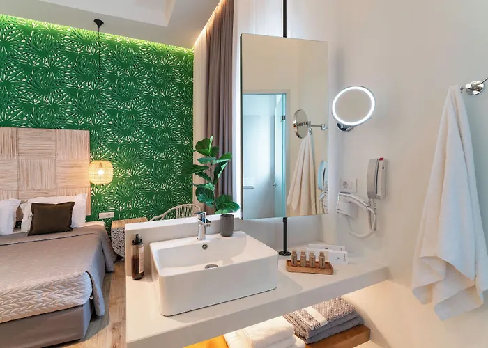 Naillac Boutique Hotell